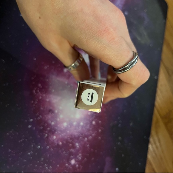 Iconic London TRIPLE THREAT MASCARA Intensely-black volumizing lengthen lifting - Picture 5 of 5